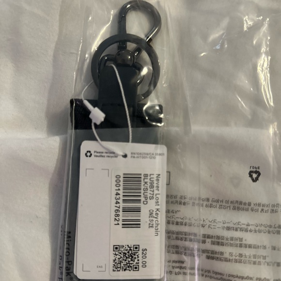 Lululemon Never Lost keychain - Picture 4 of 5